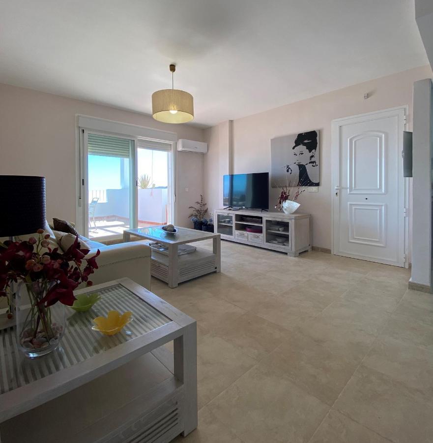 Residencial Oasis 3 Apartment Mojacar Bagian luar foto